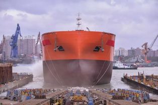 滬東中華新38000噸雙相不銹鋼化學(xué)品船提前一月下水